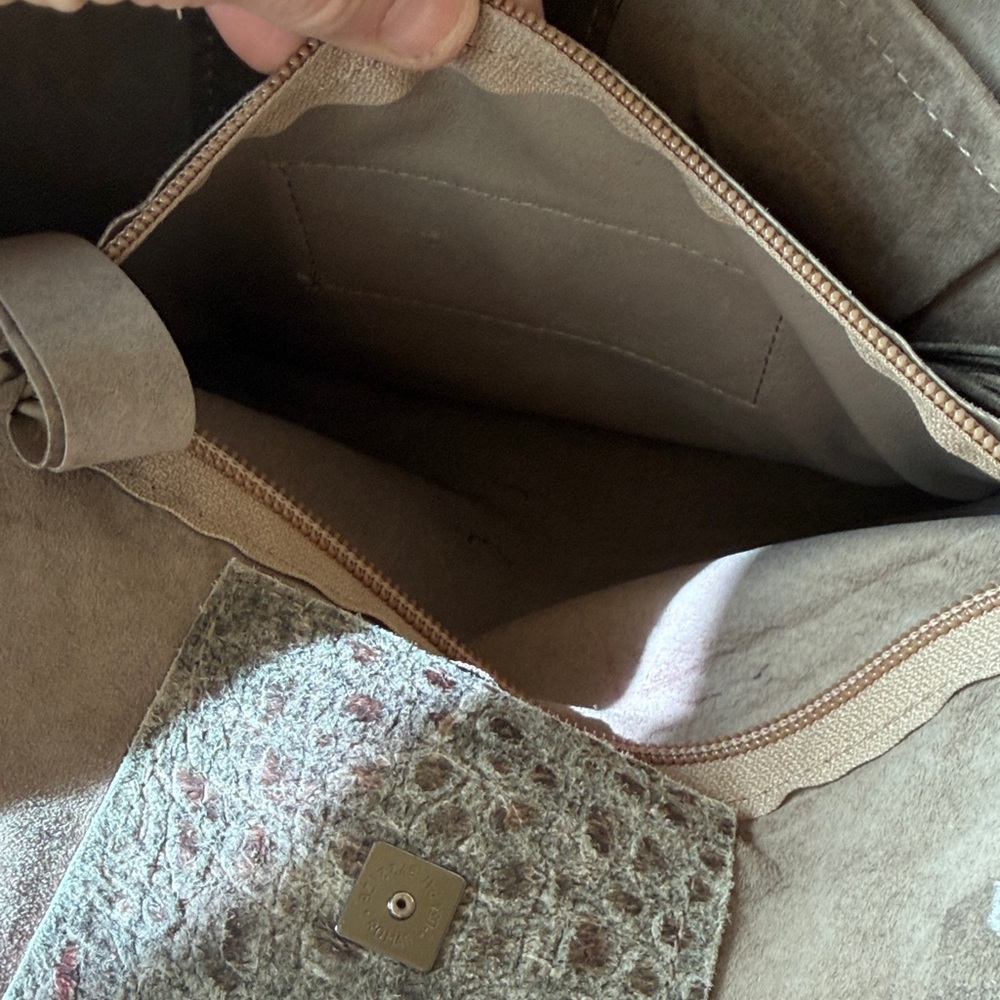 Susan Riedweg one of a kind leather bag - Picture 9 of 16